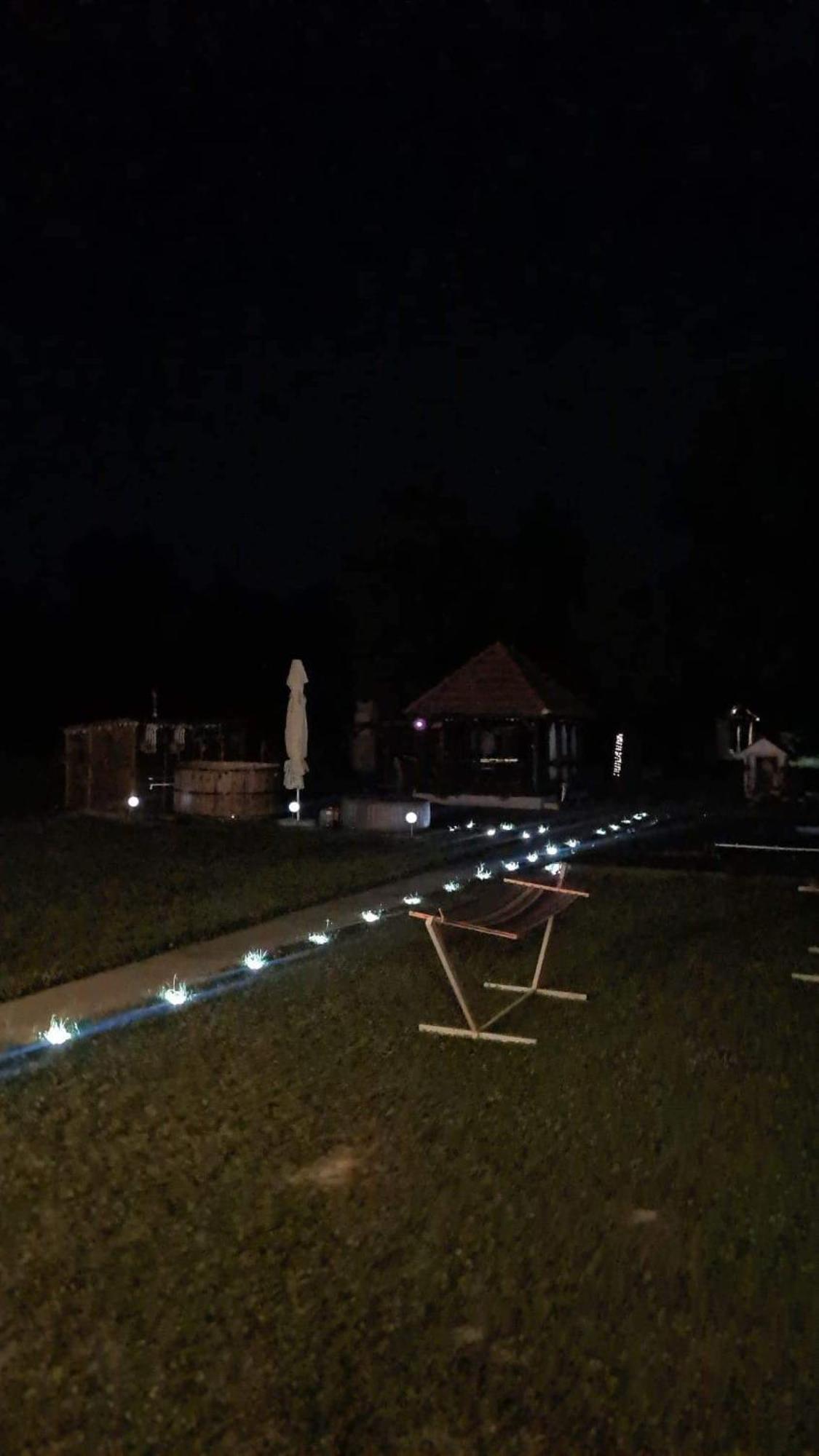 Pensiunea Casa cu Flori Baia Mare Exterior foto